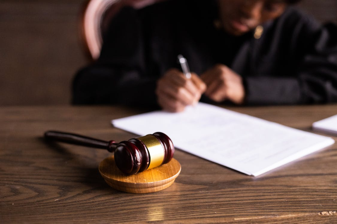 Defensa del trabajador: Estrategias en el juicio laboral